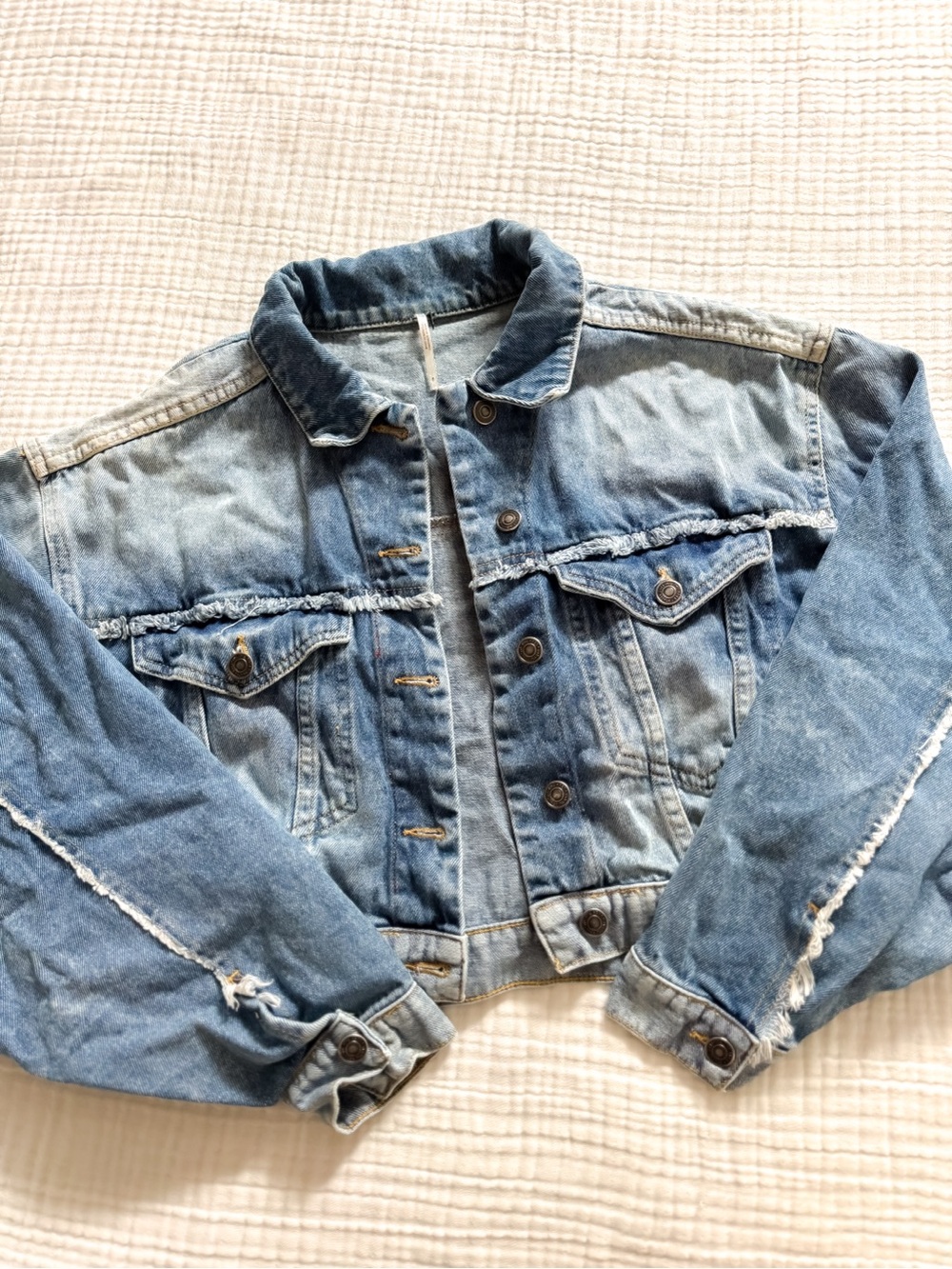 Free People Bedford Denim Crop Jacket size Small - Picture 2 of 6